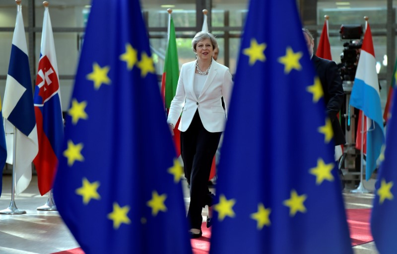 © Reuters. British Prime Minister Theresa May arrives at the EU summit in Brussels