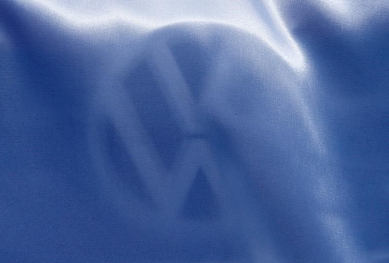 © Reuters. A Volkswagen logo is seen covered on the Volkswagen stand during the 87th International Motor Show at Palexpo in Geneva