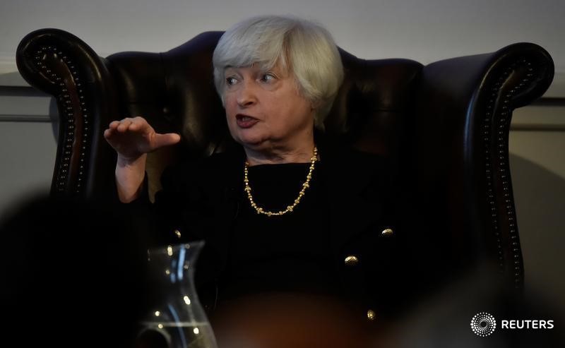 © Reuters. The Federal Reserve Board Chairwoman Janet Yellen speaks during a discussion at The British Academy President's Lecture in London