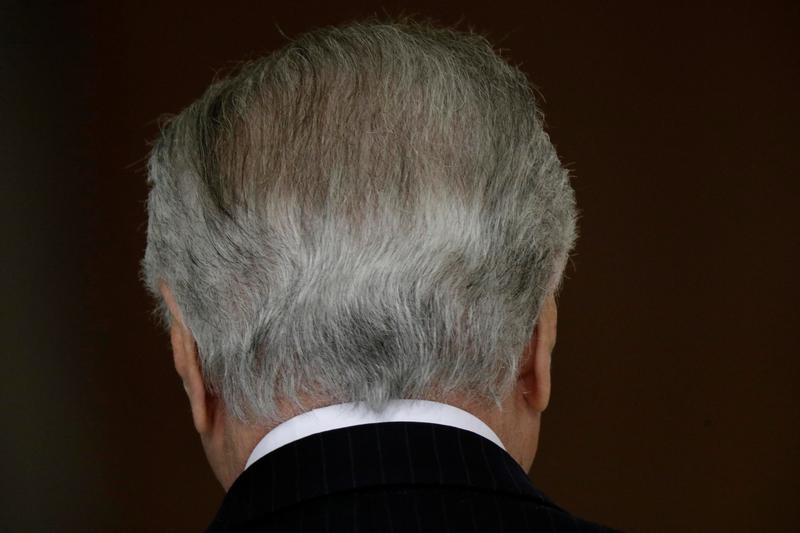 © Reuters. El presidente brasileño Michel Temer deja una ceremonia de entrega de credenciales en el Palacio de Planalto en Brasilia.