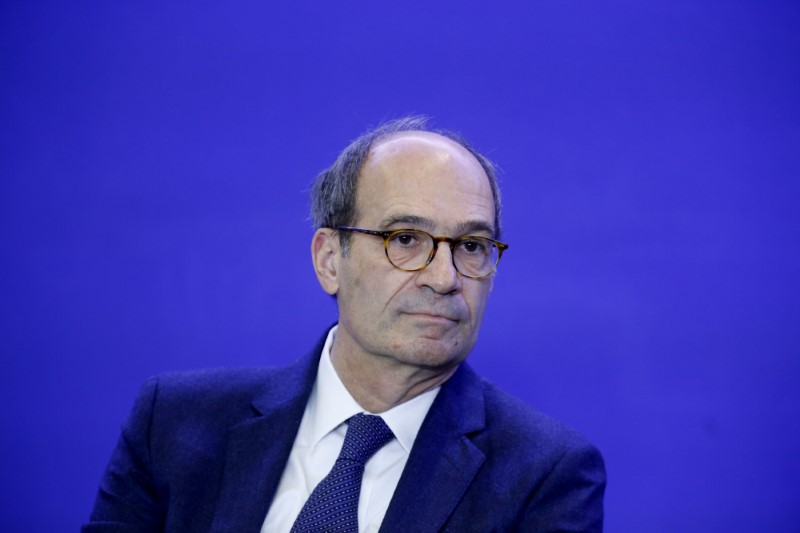 © Reuters. WOERTH CANDIDAT LR À LA TÊTE DE LA COMMISSION DES FINANCES