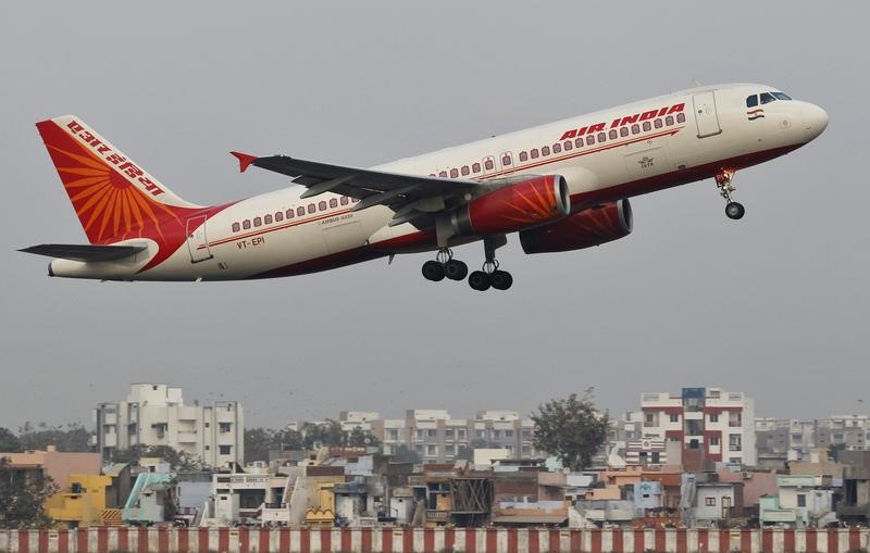 © Reuters. مجلس الوزراء الهندي يوافق على خطة لخصخصة شركة الطيران إير إنديا