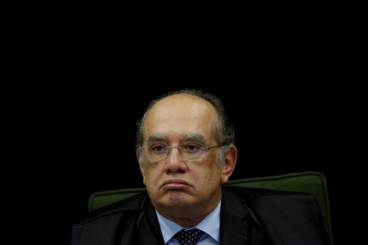 © Reuters. Ministro Gilmar Mendes durante sessão do STF em Brasília