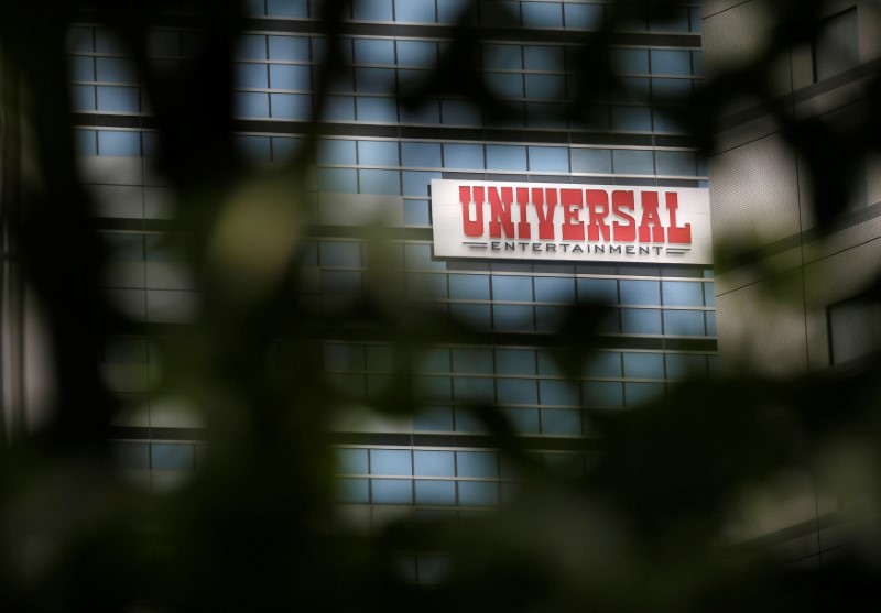 © Reuters. The logo of Universal Entertainment Corp. is seen at the company's headquarters in Tokyo