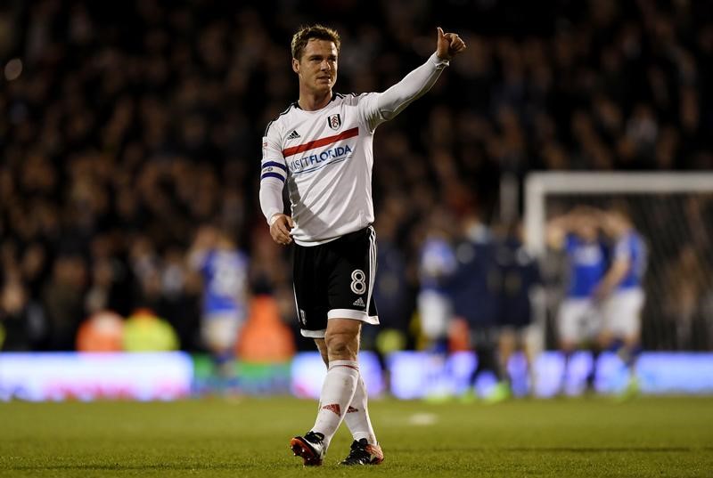 © Reuters. Fulham's Scott Parker gestures at the end of the match