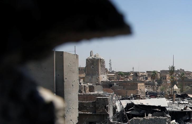 © Reuters. Minarete destruído da Grande Mesquita de Al-Nuri, na Cidade Velha de Mosul