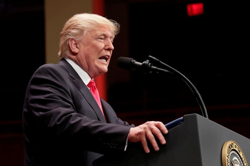 © Reuters. President Donald Trump participates in the Celebrate Freedom Rally