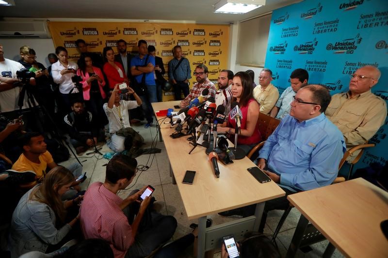 © Reuters. Oposición venezolana celebrará un plebiscito sobre Asamblea Constituyente