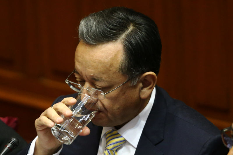 © Reuters. Peru's comptroller Edgar Alarcon attends the Congress in Lima