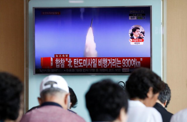 © Reuters. Corea del Norte lanza misil balístico antes de cumbre del G-20