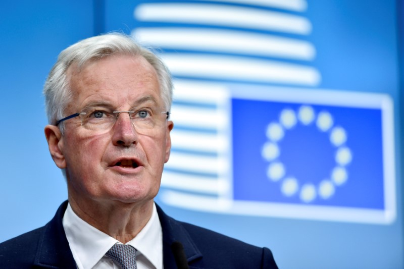 © Reuters. FILE PHOTO: EU Chief Negotiator for Brexit Barnier looks on during a news conference after a European General Affairs Ministers meeting in Brussels