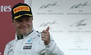 © Reuters. Bottas toma la pole para el Gran Premio de Austria