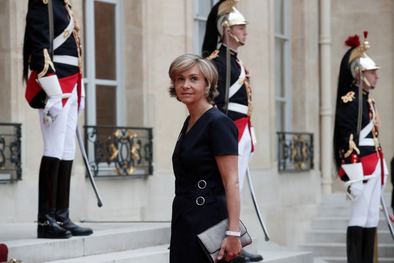 © Reuters. PÉCRESSE RENONCE À PRÉSIDER LR, CRÉE SON MOUVEMENT