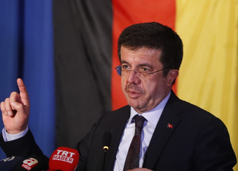 © Reuters. Turkey's Economy Minister Zeybekci makes a speech in Cologne