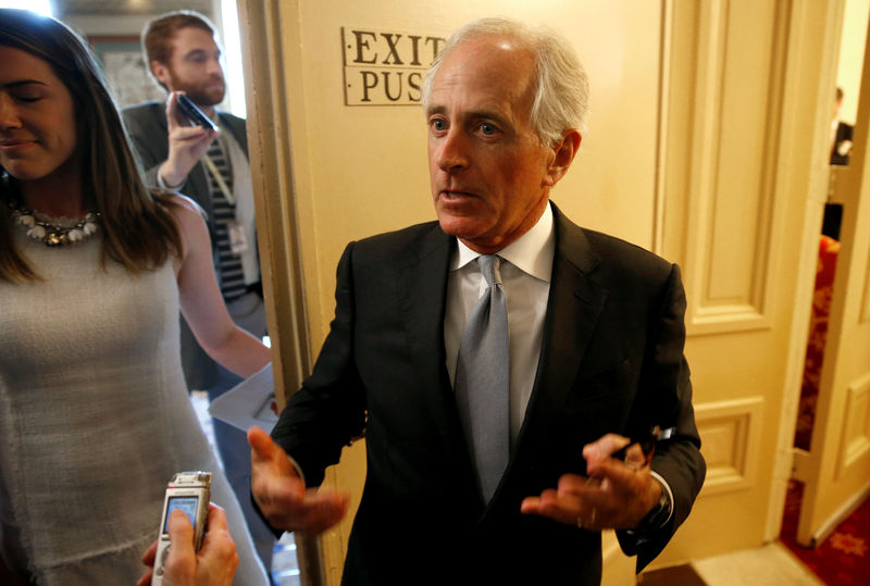 © Reuters. Senator Bob Corker (R-TN) speaks to reporters about the Senate healthcare bill on Capitol Hill in Washington