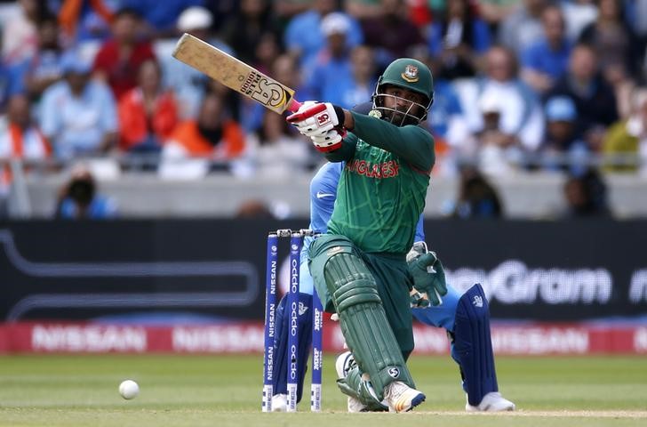 © Reuters. Bangladesh's Tamim Iqbal in action