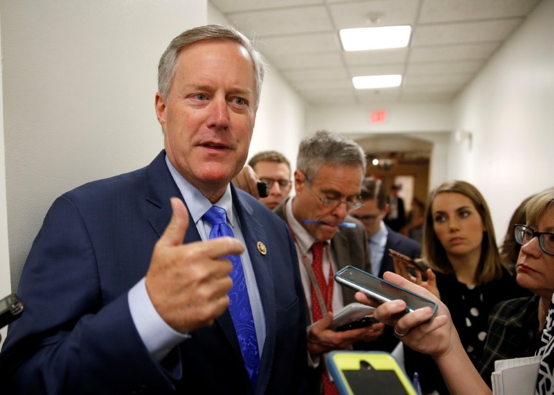 © Reuters. Rep. Meadows, House Freedom Caucus Chairman, speaks to reporters on Capitol Hill in Washington