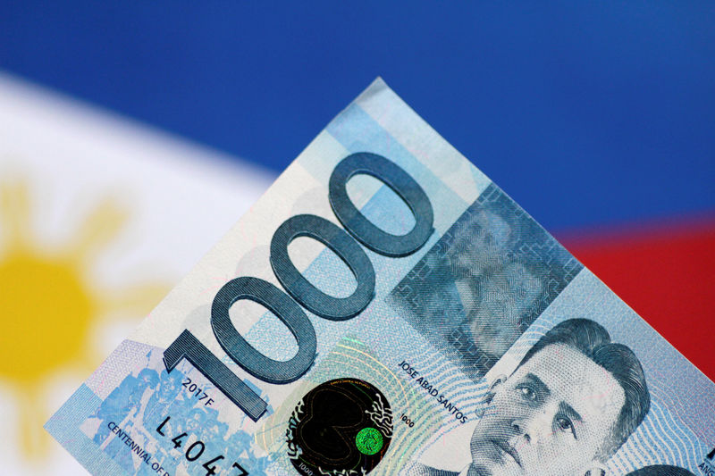 © Reuters. Illustration photo of a Philippines Peso note