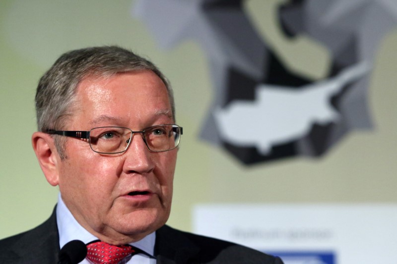 © Reuters. European Stability Mechanism Managing Director Regling attends a conference in Nicosia