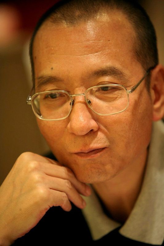 © Reuters. وفاة المعارض الصيني ليو شياو بو الحائز على جائزة نوبل للسلام