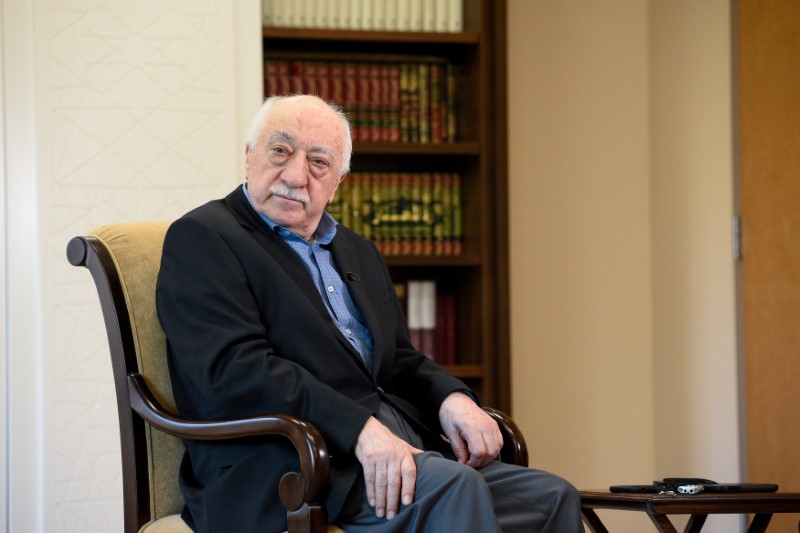 © Reuters. U.S.-based cleric Fethullah Gulen at his home in Saylorsburg