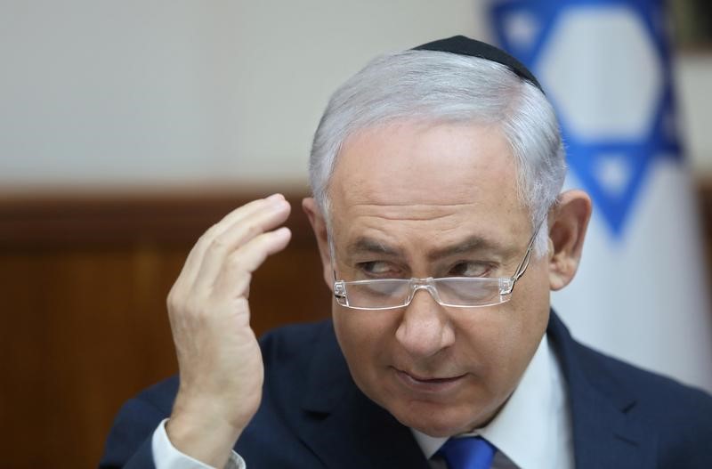 © Reuters. NETANYAHU À PARIS DIMANCHE POUR LA COMMÉMORATION DU VÉL D'HIV