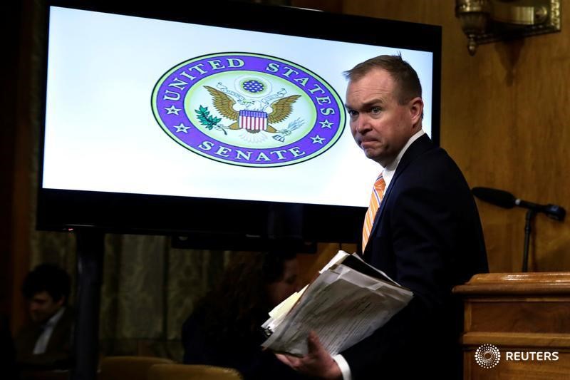 © Reuters. Office of Management and Budget Director Mick Mulvaney arrives at a Senate Budget Committee a hearing on FY2018 Budget Proposals on Capitol Hill in Washington