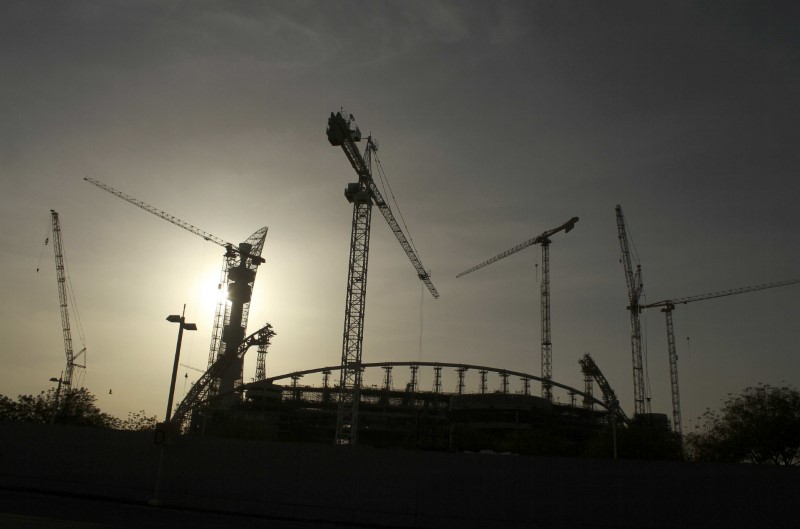© Reuters. Vista del trabajo de construcción del Estadio Internacional Khalifa en Doha