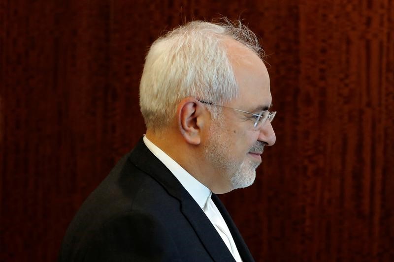 © Reuters. وزير خارجية إيران يأمل ألا تؤدي حرب اليمن إلى صراع مع السعودية