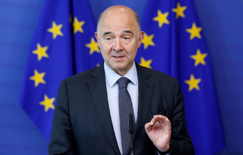 © Reuters. EU Commissioner Moscovici holds a news conference in Brussels