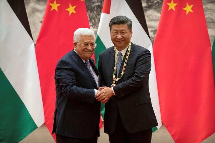 © Reuters. الرئيس الصيني يتعهد ببذل جهود "دؤوبة" لتحقيق السلام في الشرق الأوسط