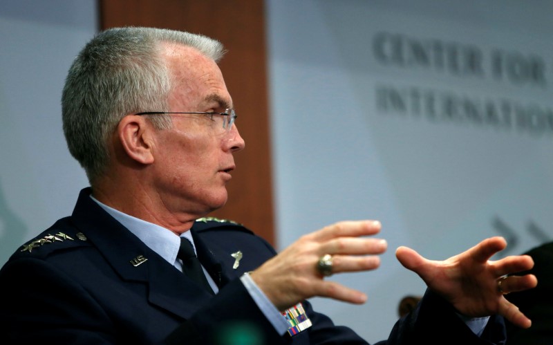 © Reuters. Vice Chairman of the Joint Chiefs of Staff U.S. Air Force General Selva speaks at the Center for Strategic and International Studies in Washington