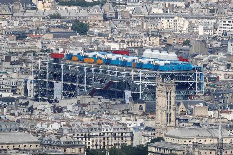 © Reuters. UN CENTRE POMPIDOU SHANGHAI DEVRAIT VOIR LE JOUR