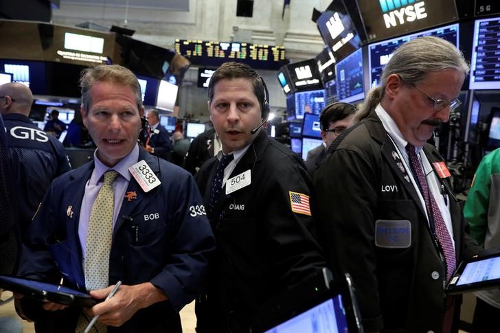© Reuters. LE DOW JONES PERD 0,24%, LE NASDAQ PREND 0,46%