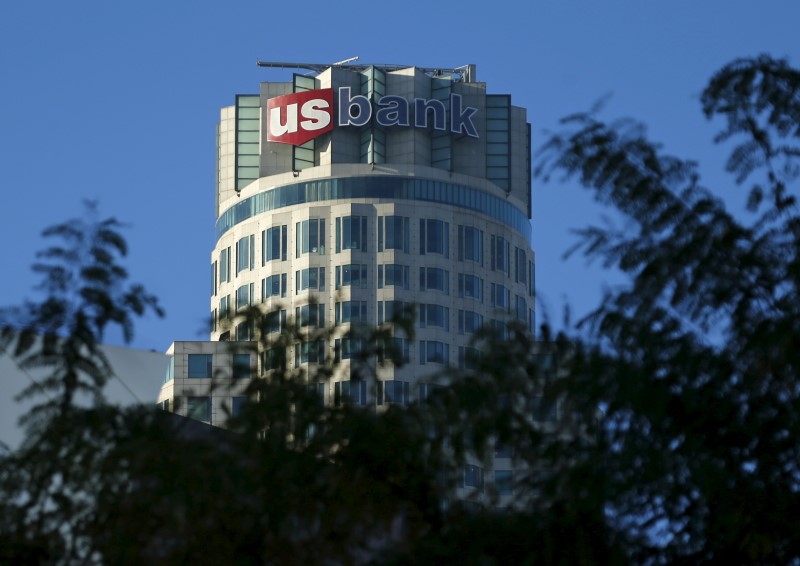 © Reuters. The US Bank tower is pictured in Los Angeles