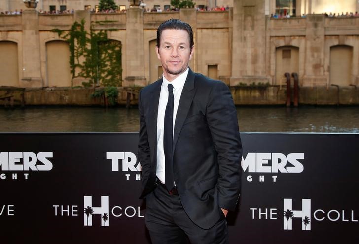 © Reuters. Mark Wahlberg em lançamento de "Transformers" em Chicago