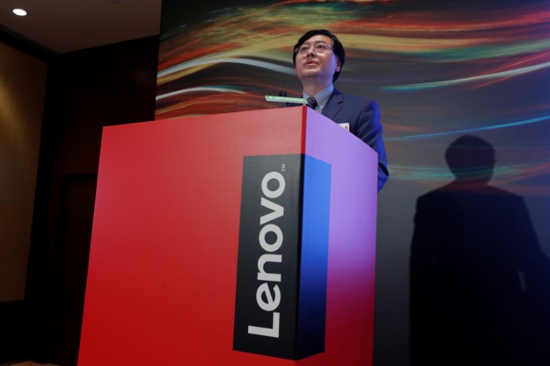 © Reuters. Lenovo Chairman and CEO Yang Yuanqing attends a news conference on the company's annual results in Hong Kong