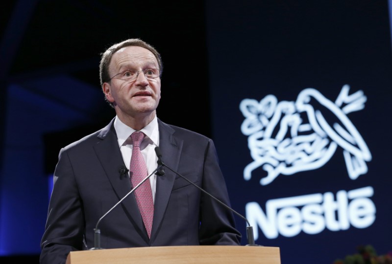 © Reuters. Nestle CEO Schneider speaks during Nestle shareholders meeting in Lausanne