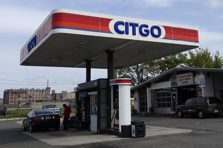 © Reuters. Автозаправочная станция Citgo в Кирни, штат Нью-Джерси