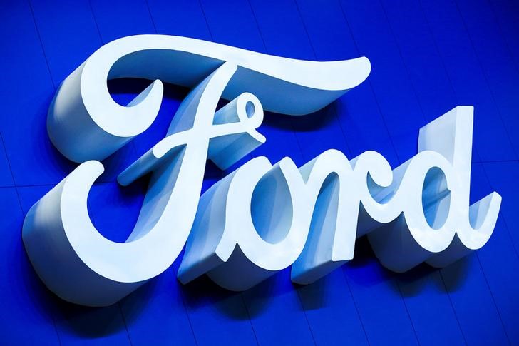 © Reuters. The logo of Ford is pictured at the 38th Bangkok International Motor Show in Bangkok