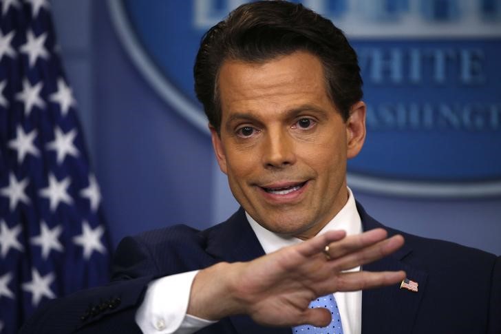 © Reuters. Scaramucci durante briefing na Casa Branca