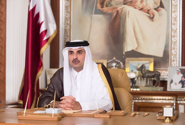 © Reuters. Emir of Qatar Sheikh Tamim bin Hamad al-Thani delivers a televised speech in Doha