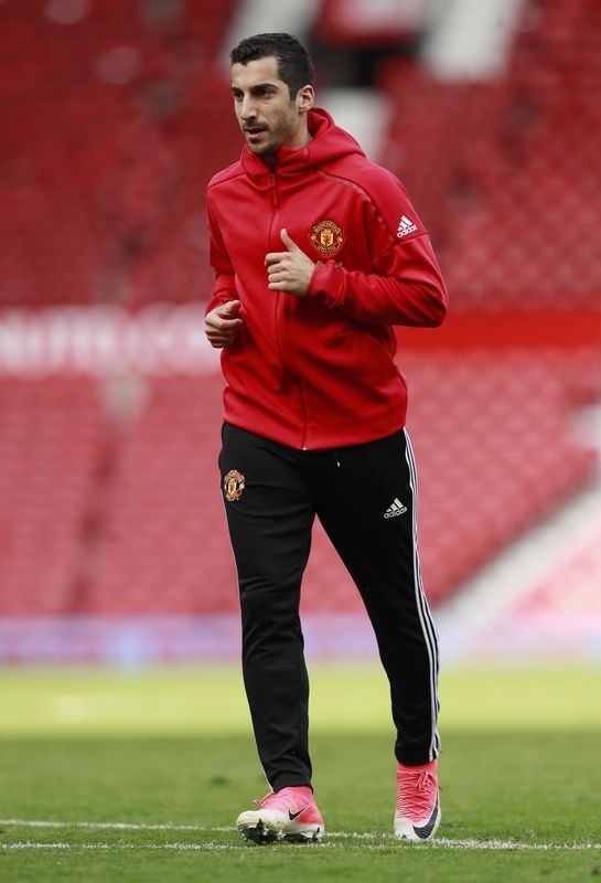 © Reuters. مخيتاريان لاعب مانشستر يونايتد يتعهد بالتحسن بعد موسم أول صعب
