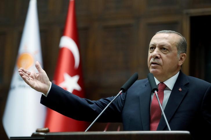 © Reuters. إردوغان يهاجم "عملاء غربيين" ويؤجج نزاعا مع ألمانيا