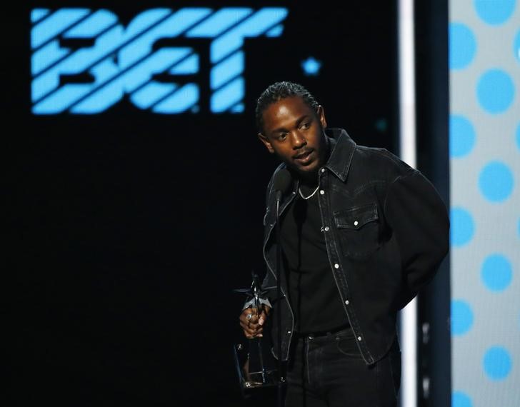 © Reuters. Kendrick Lamar durante premiação BET Awards em Los Angeles