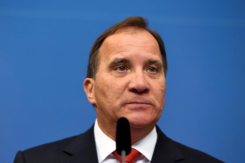 © Reuters. رئيس وزراء السويد يجري تعديلا وزاريا ويرفض إجراء انتخابات مبكرة