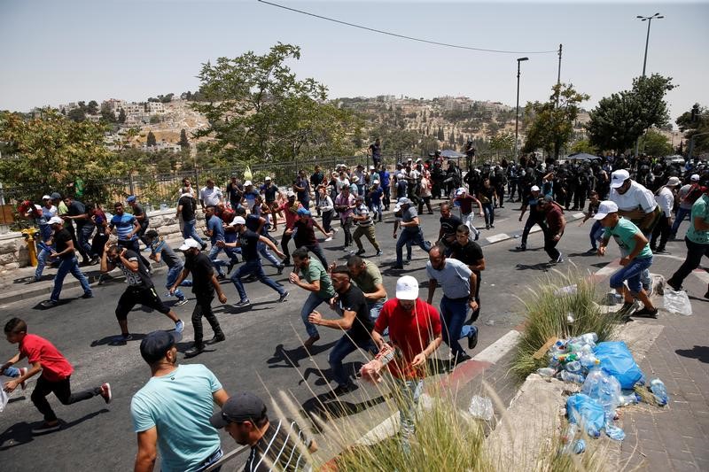 © Reuters. وزارة الصحة: مقتل شاب فلسطيني برصاص الجيش الإسرائيلي