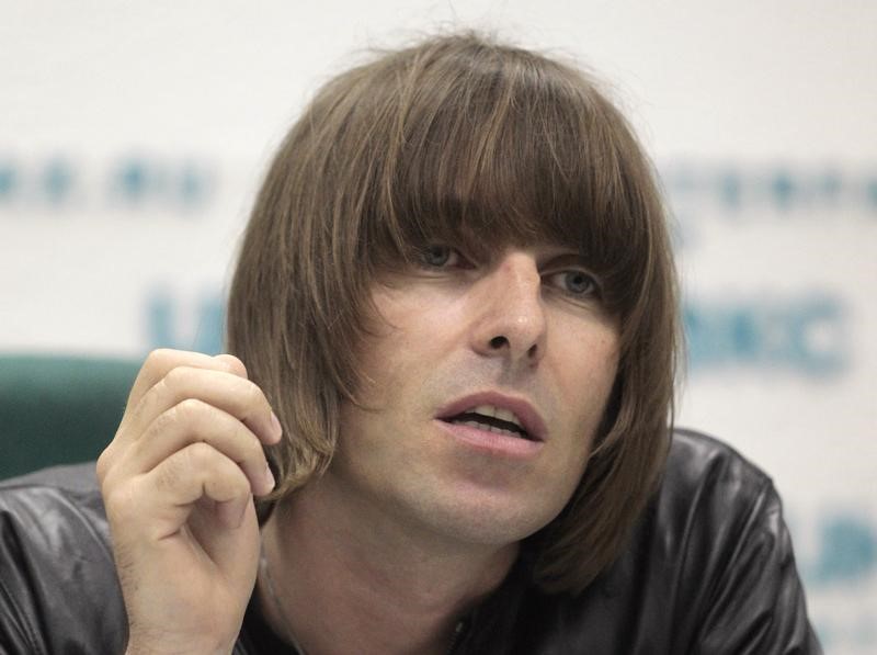 © Reuters. Liam Gallagher dice que le gustaría una reunión de Oasis
