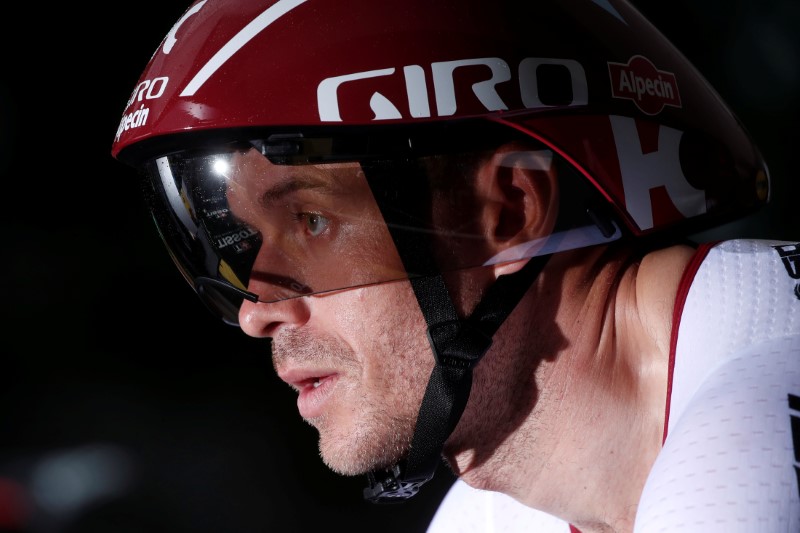 © Reuters. File photo: Cycling - The 104th Tour de France cycling race