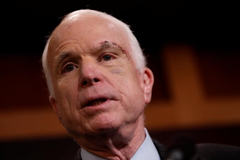 © Reuters. Senator John McCain (R-AZ) speaks during a press conference about his resistance to the so-called "Skinny Repeal" of the Affordable Care Act on Capitol Hill in Washington